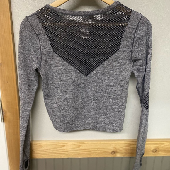 JoyLab Long Sleeve Crop Top Women’s Size Medium - Picture 4 of 4
